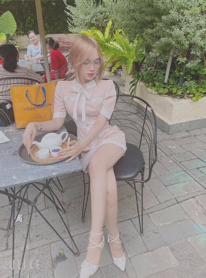 Bố chồng thay con trai thỏa mãn cái bướm con dâu